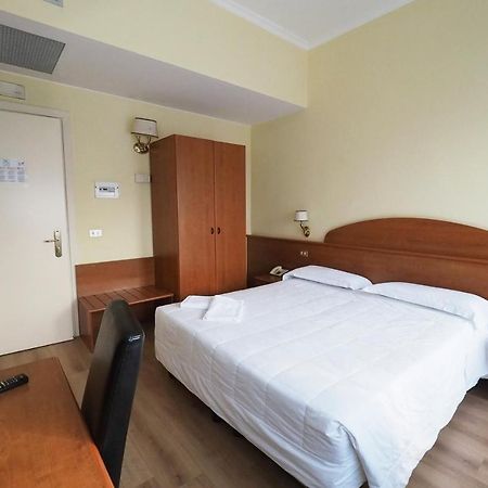 Hotel Laura Roma Dış mekan fotoğraf