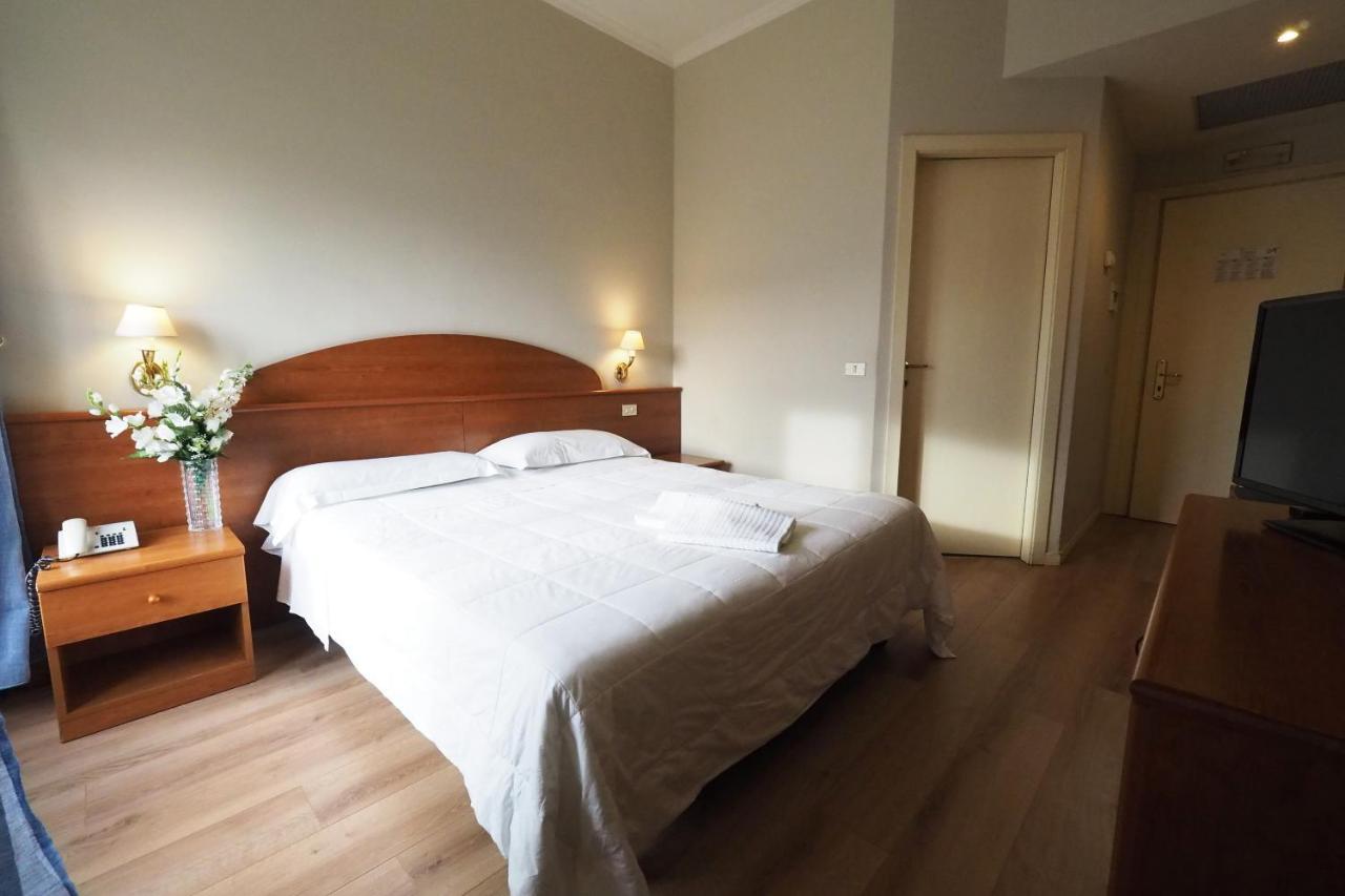 Hotel Laura Roma Dış mekan fotoğraf