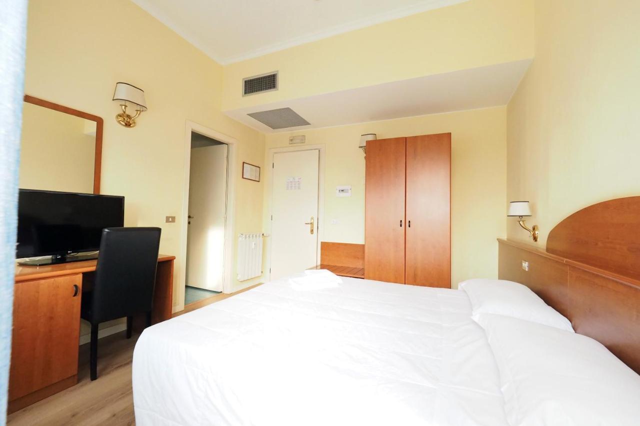 Hotel Laura Roma Dış mekan fotoğraf