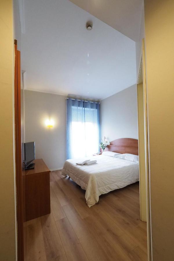 Hotel Laura Roma Dış mekan fotoğraf