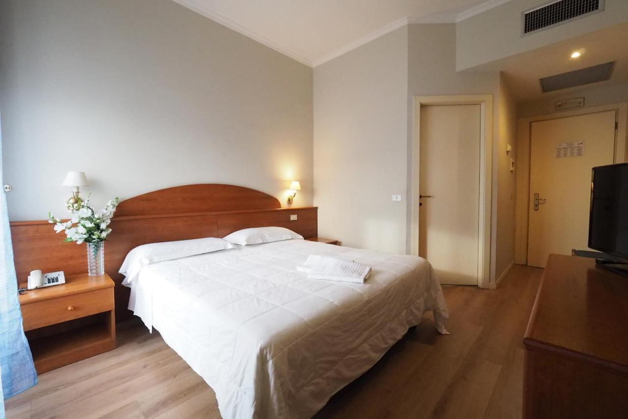 Hotel Laura Roma Dış mekan fotoğraf